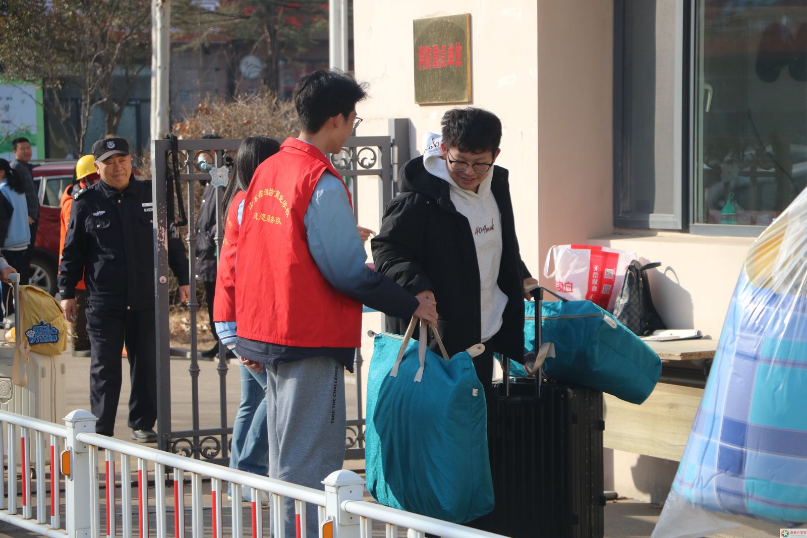 匠心筑梦，技绽校园——深圳信息职业技术大学2026年春季校内实践活动纪实